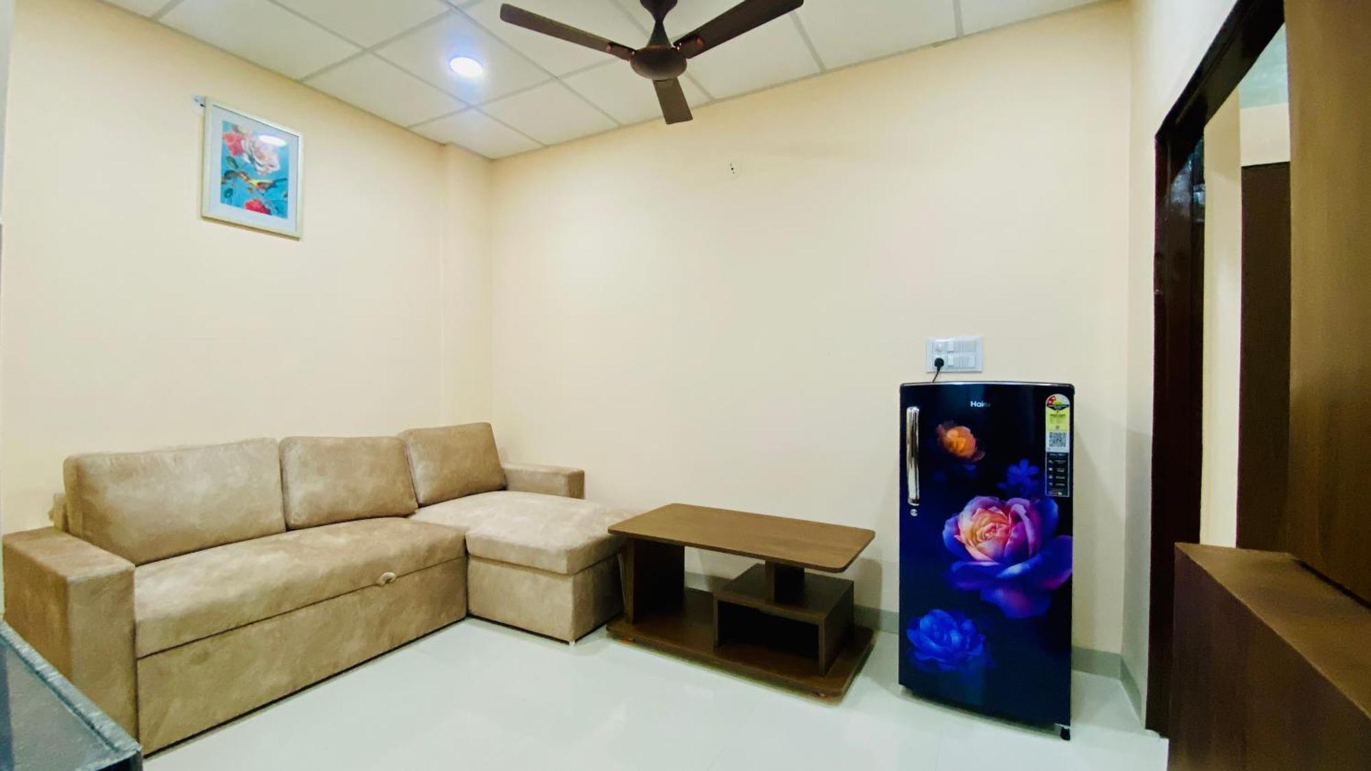Stay10 B&m Luxury Accomdation Indore