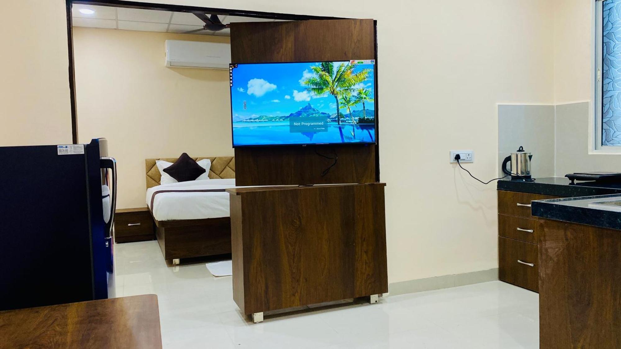 Stay10 B&m Luxury Accomdation Indore